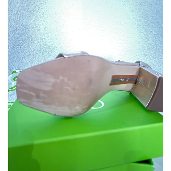 SAM EDELMAN NWB $ Daniella Gold Leather Block Heel Size 8.5 M - Picture 10 of 12